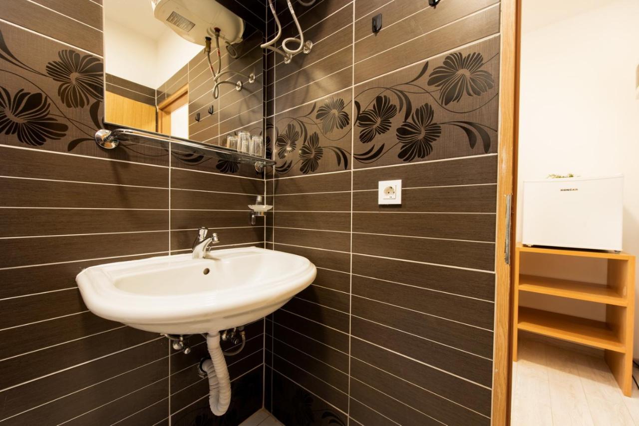 Hotel Potpićan Eksteriør bilde